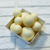 Шары из шоколадной глазури Белые, набор 9-11 шт - купить в магазине КондитерХауз Шары из шоколадной глазури Белые, набор 9-11 шт