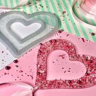 Формы для леденцов Большое контурное сердце, 13 см - купить в магазине КондитерХауз Формы для леденцов Большое контурное сердце, 13 см