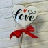 Пряник Сердце с надписью Love на палочке, 7х7см - купить в магазине КондитерХауз Пряник Сердце с надписью Love на палочке, 7х7см